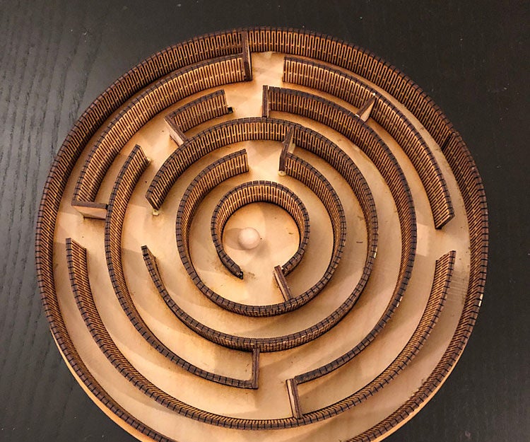 Circular Maze With Living Hinge Walls