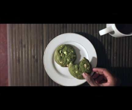 White Chocolate Chip Matcha Cookies