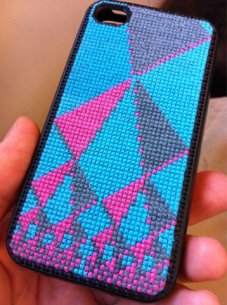 Cellular Automaton Design for Cross-Stitch IPhone Case