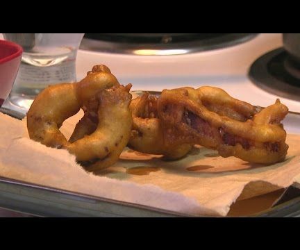 Deep Fried Bacon Onion Rings (Delicious Cooking Recipes)