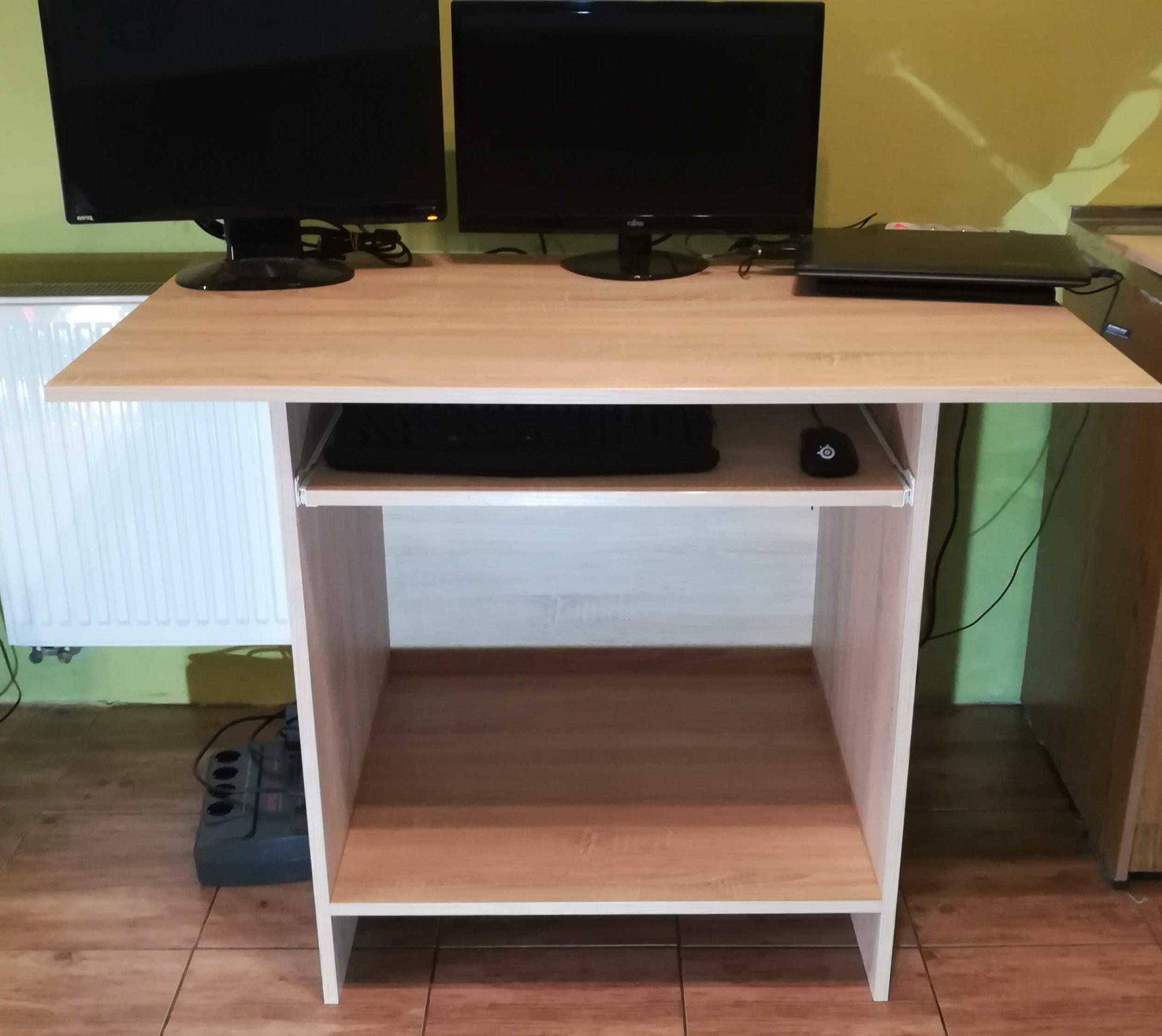 DIY Height Adjustable Standing Desks