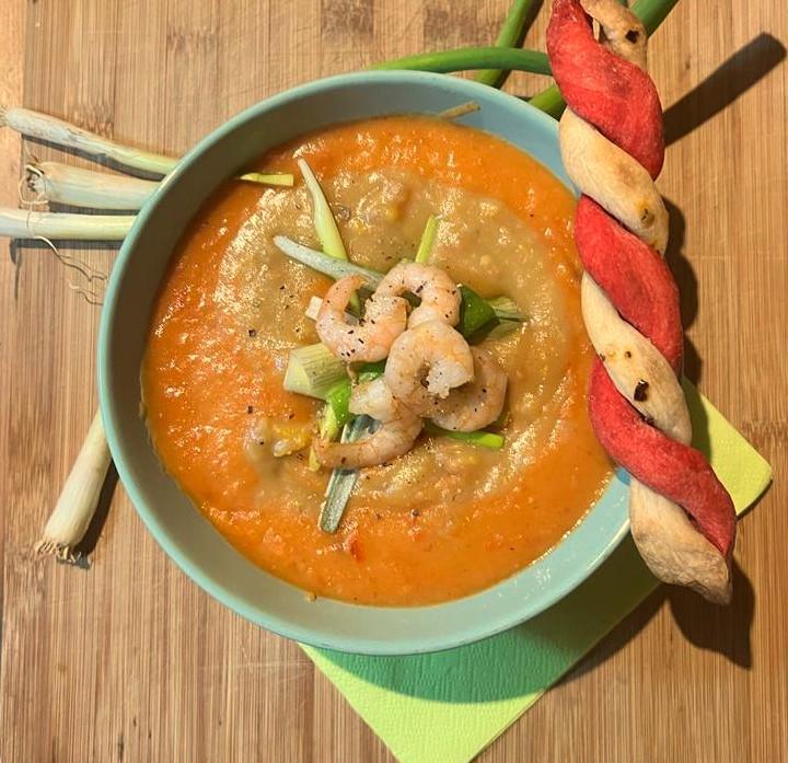 Prawns and Peppers Soup With Braided Breadsticks