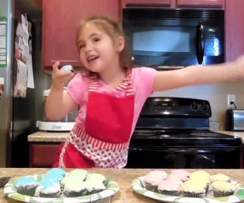 Savvy Cooking - Mini Cupcakes