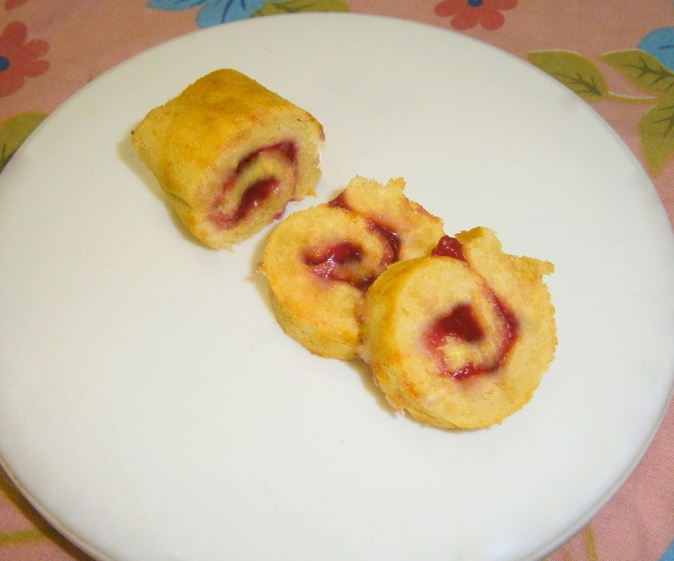 Vanilla Sponge Roll Cake (Egg-Less)