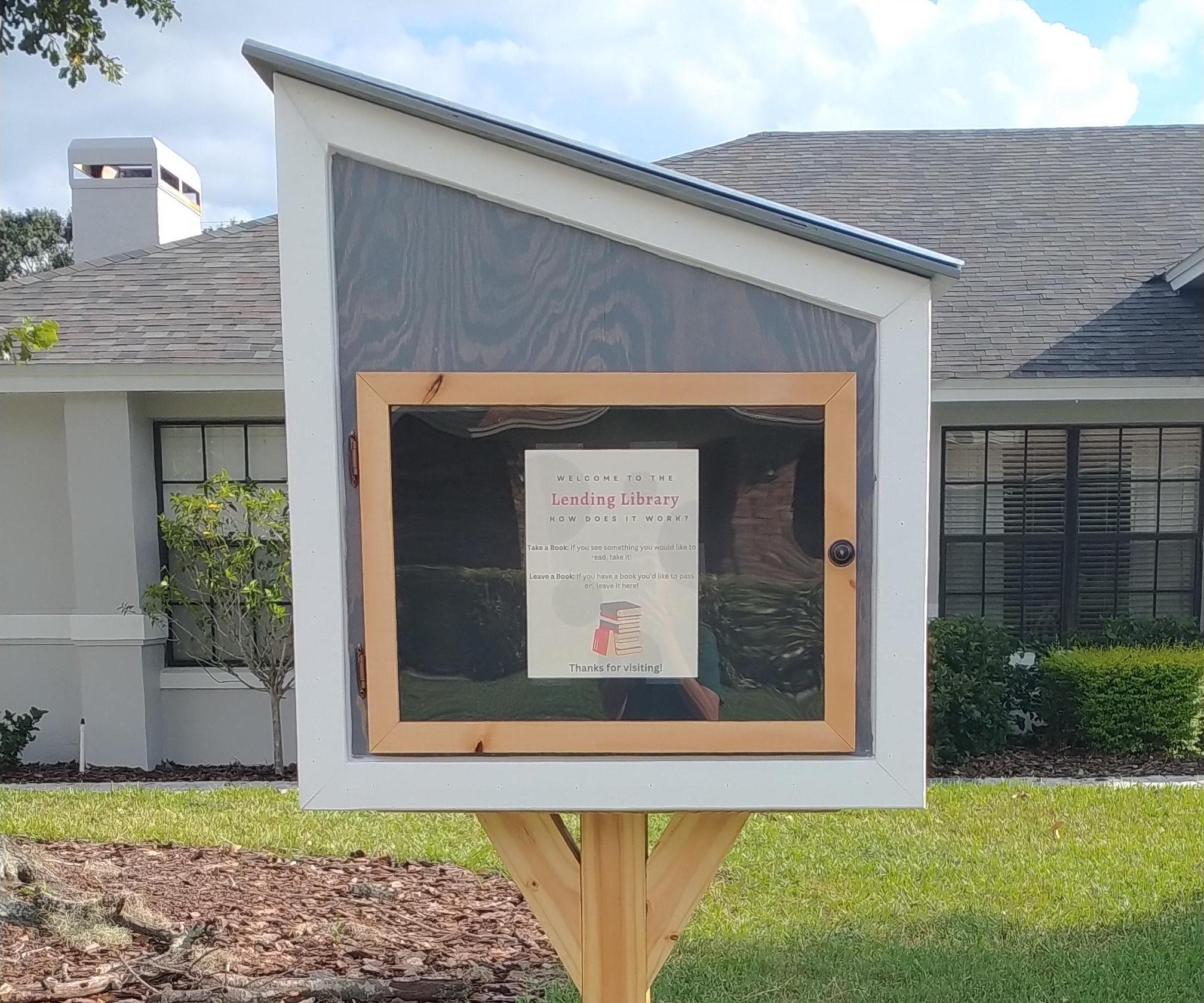 Neighborhood Lending Library / Birdhouse