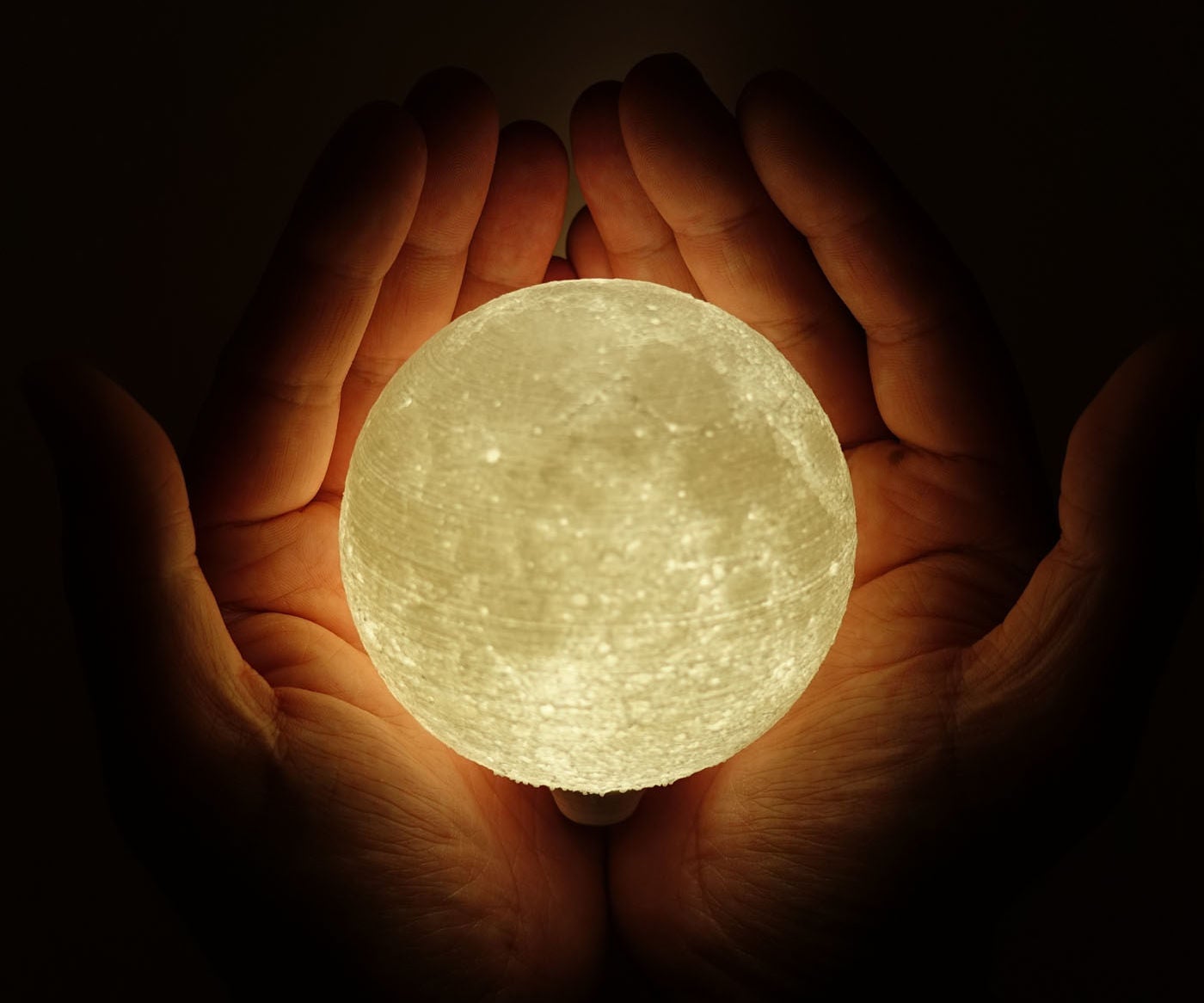 High Detailed Moon Lamp