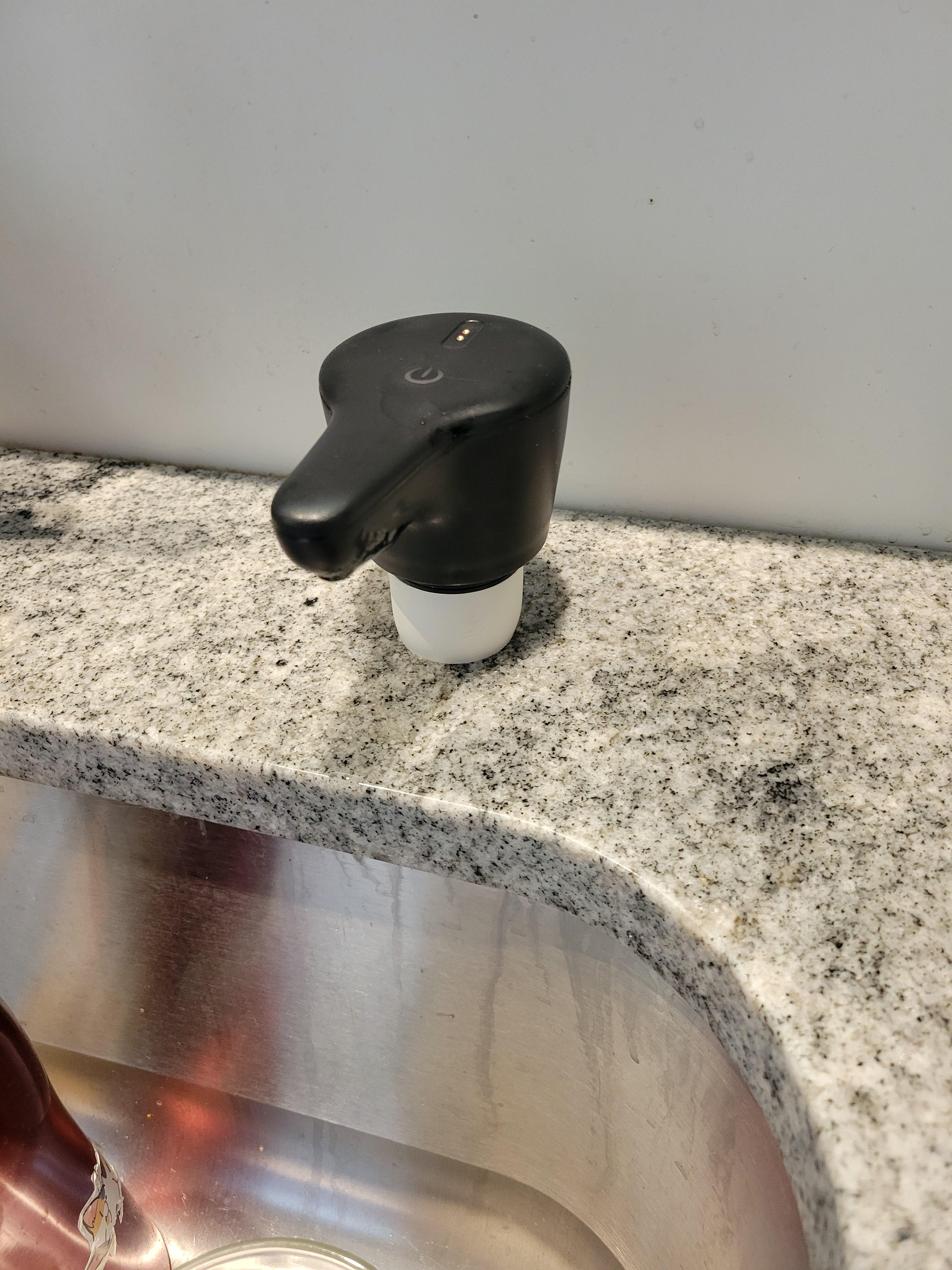 Cheap Deck-mount Automatic Touchless Soap Dispenser