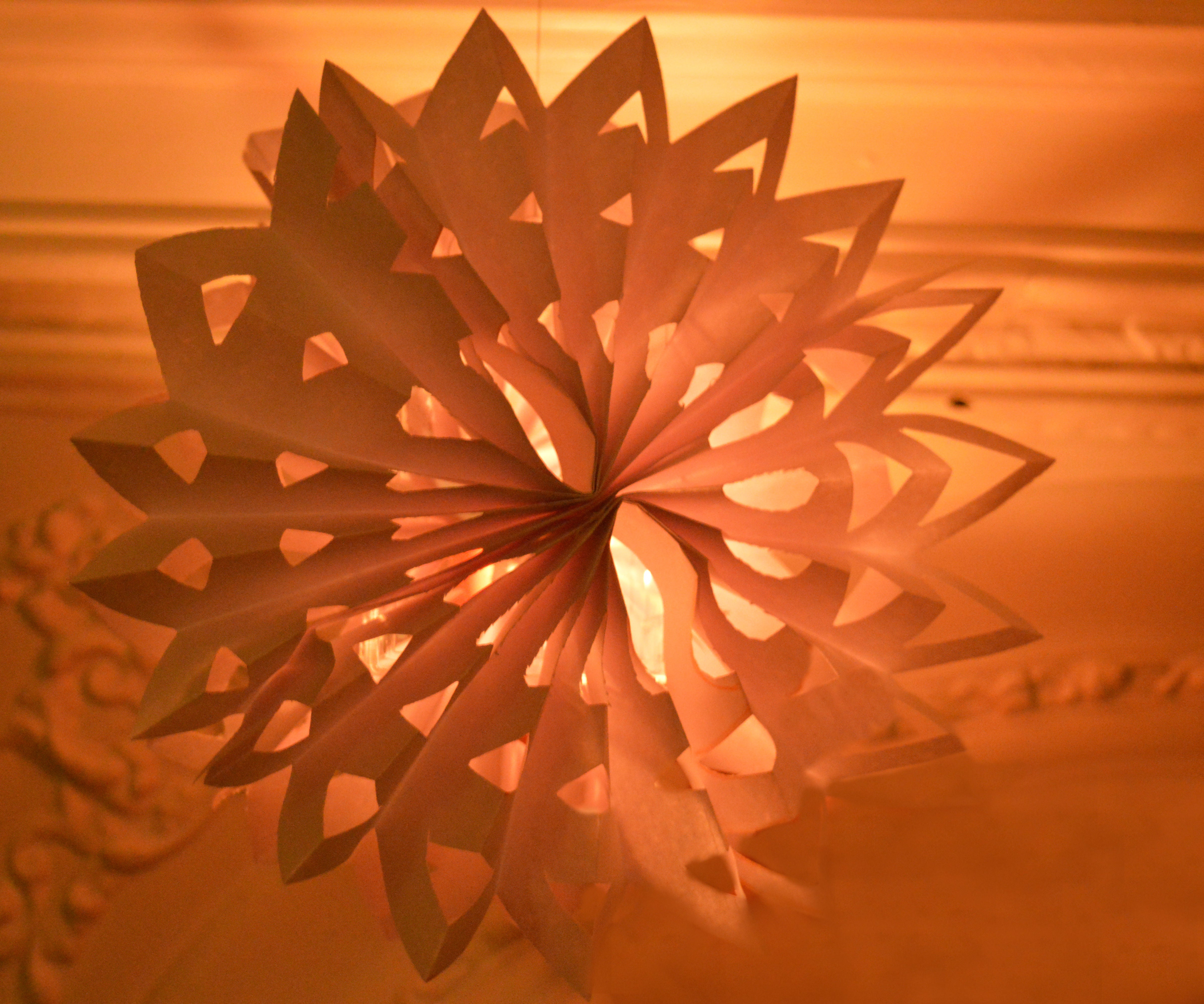 Light-Up 3D Paper Snowflake