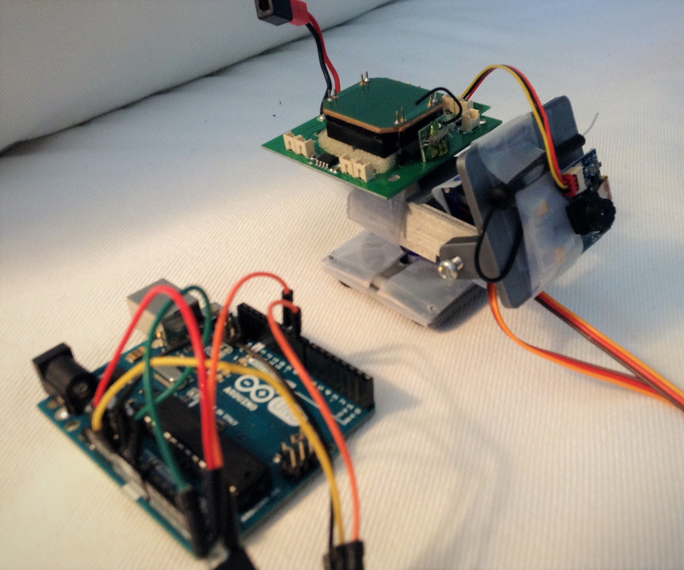 Simple Arduino Pan & Tilt System