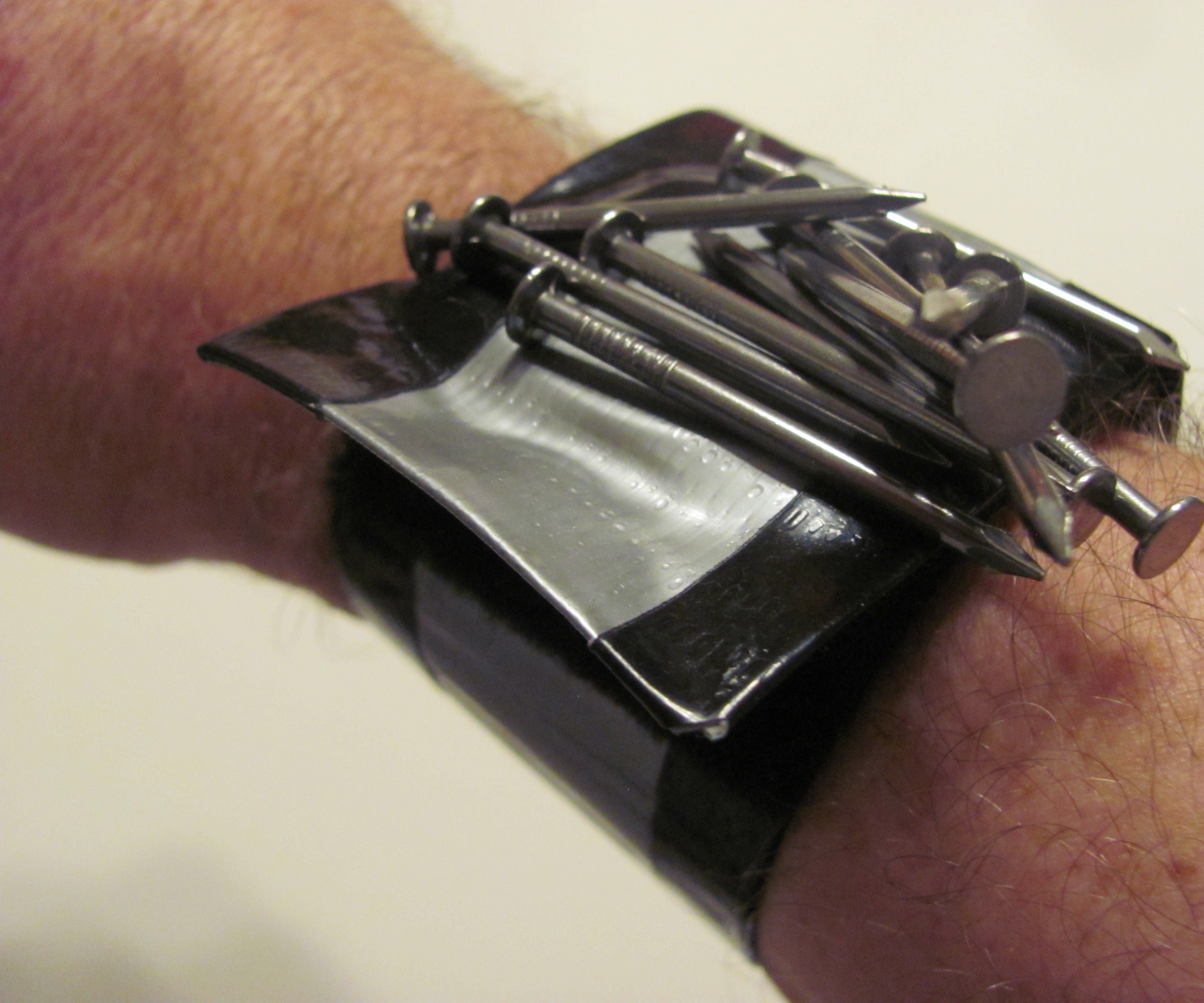 3rd Hand Magnetic Wristband