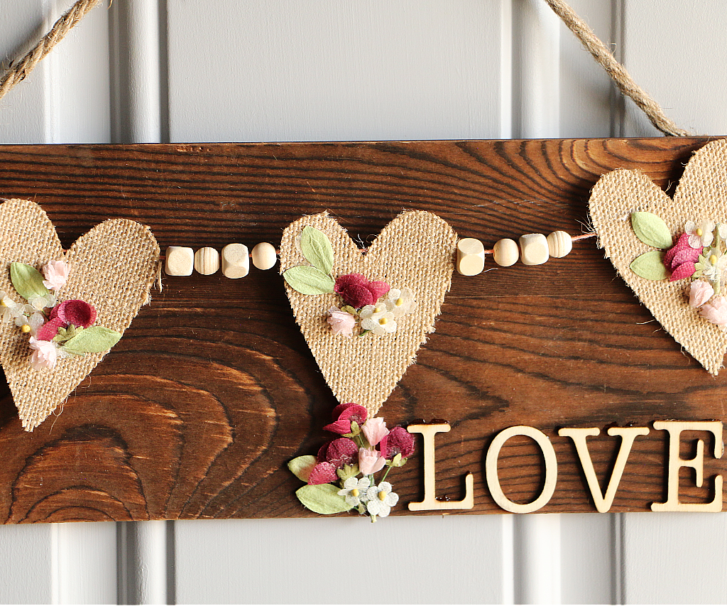 DIY HEART GARLAND HANGING DECORATION