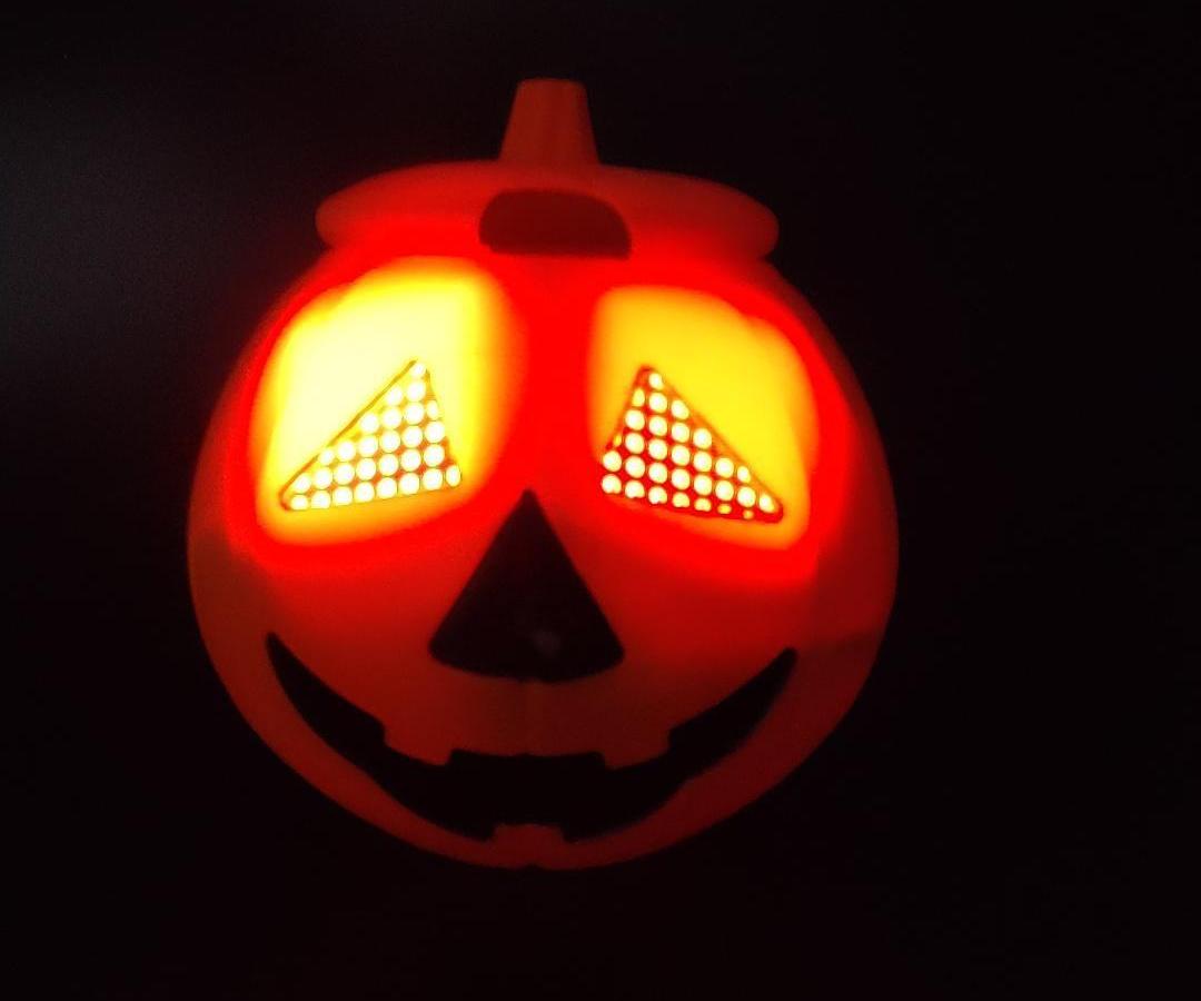 DIY Jack-O-Lantern for Halloween