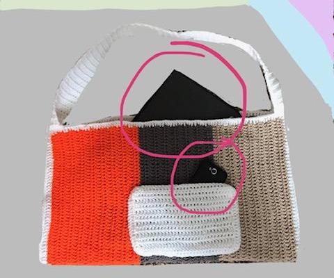 Crochet Bag to Hold Your Electronics