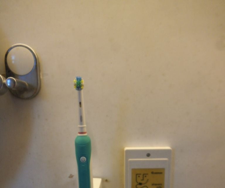 Braun Electric Toothbrush Charger Hack