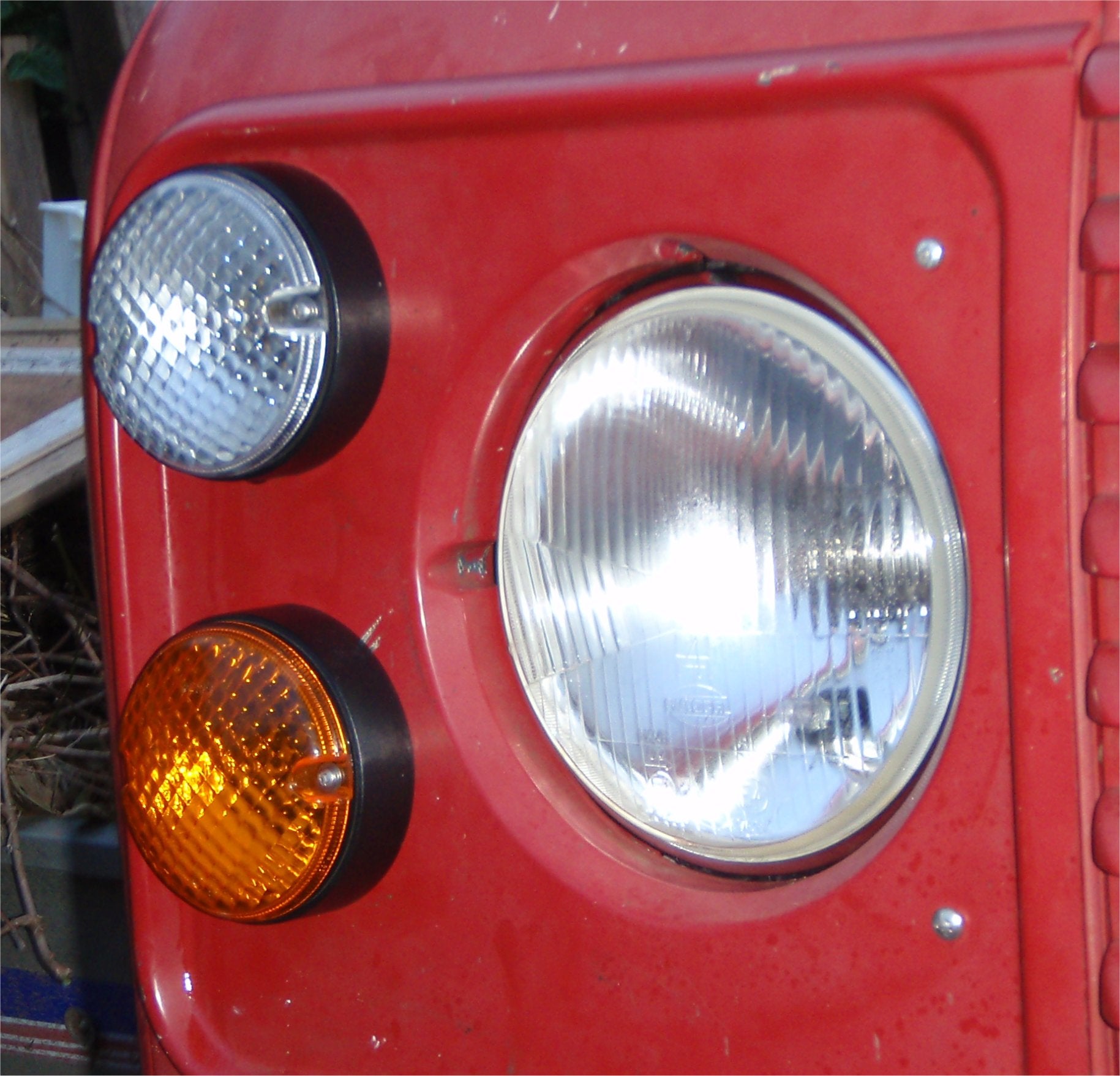 Upgrading the Exterior Lights on a Landrover Defender to NAS. (Part 2 of 3)