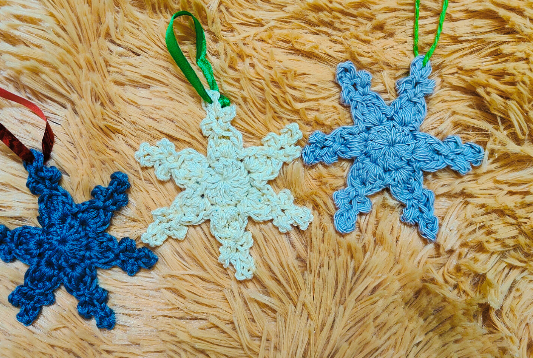 Quick and Easy Crochet Snowflake Ornament