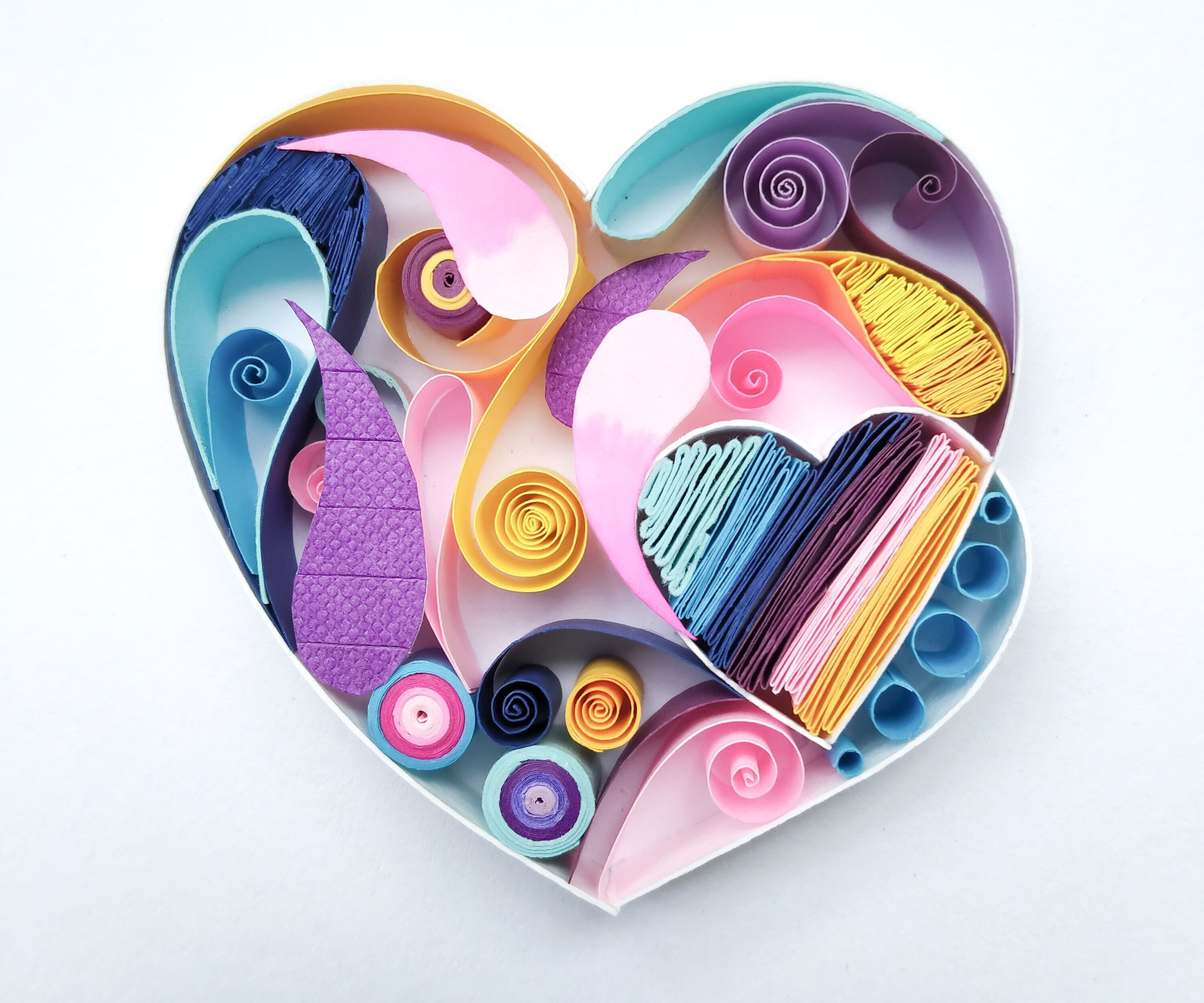 DIY Heart-shaped Paper Quilling