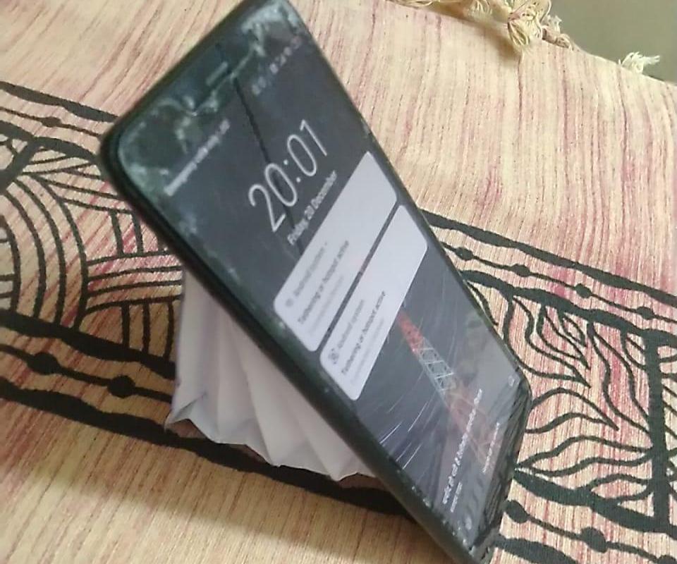 Smartphone Paper Stand