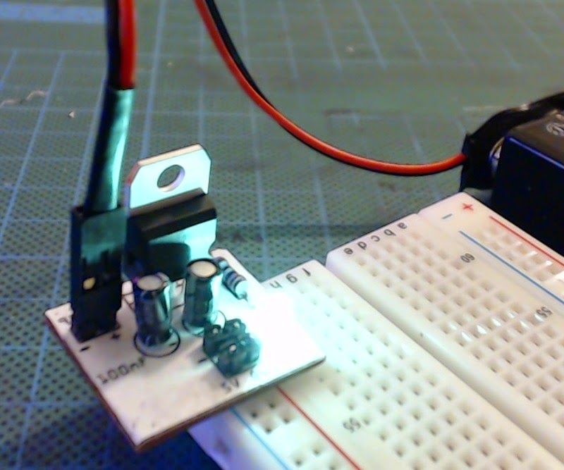 9V to 5V Regulated Power Supply