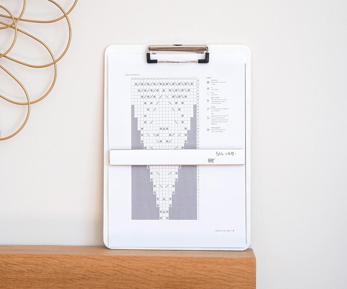 DIY Magnetic KNITTING CHART HOLDER