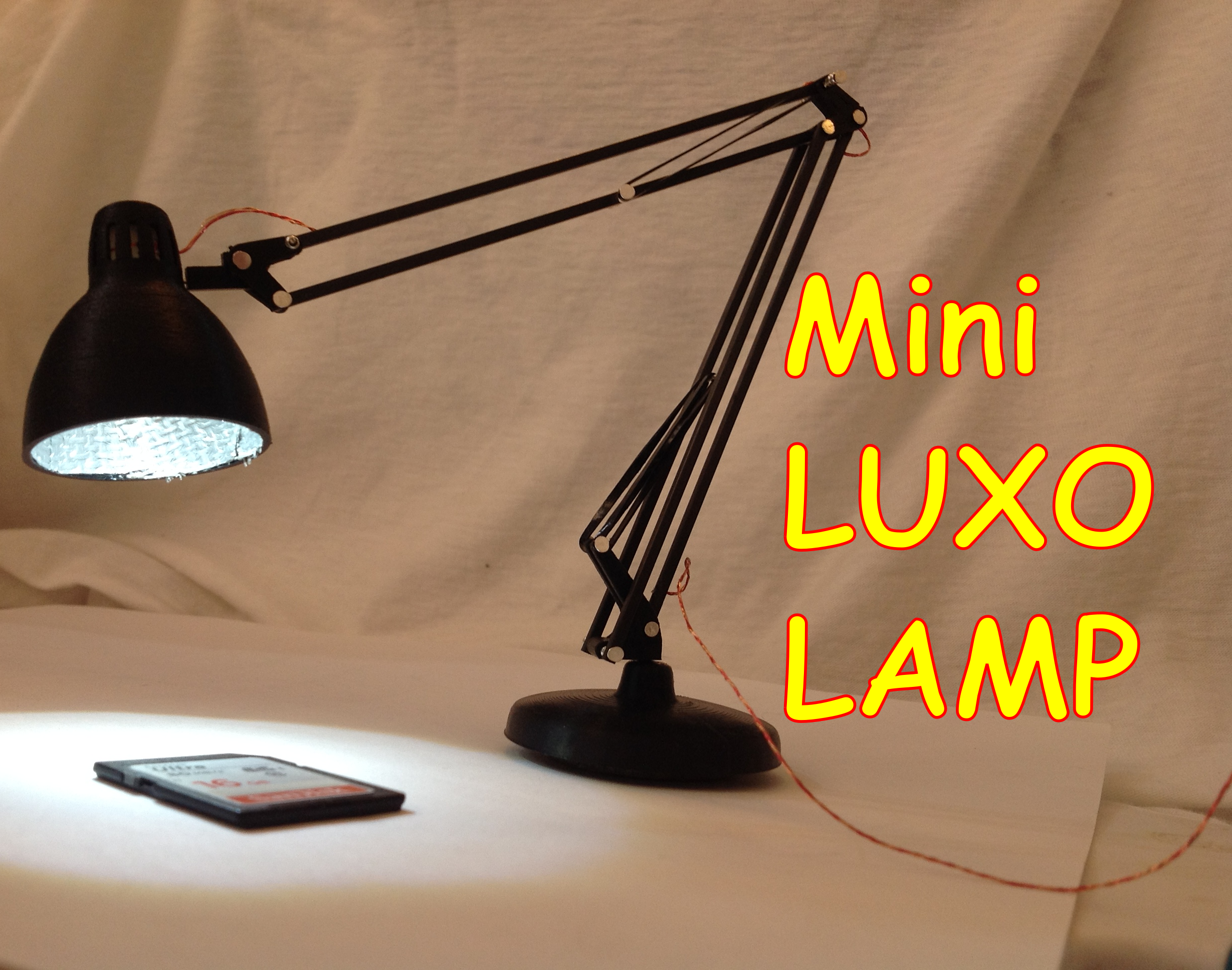 Mini LUXO Lamp