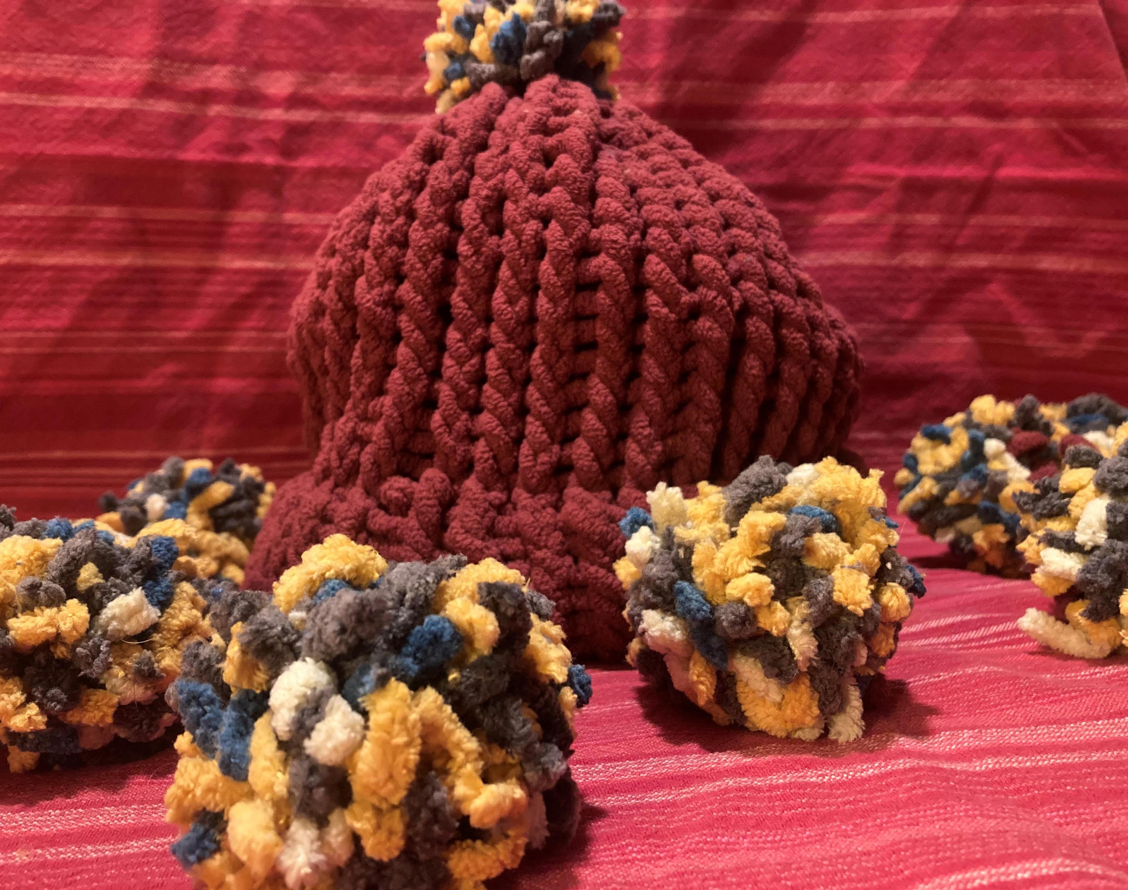 Homemade Yarn Pom-Poms With a Loom!