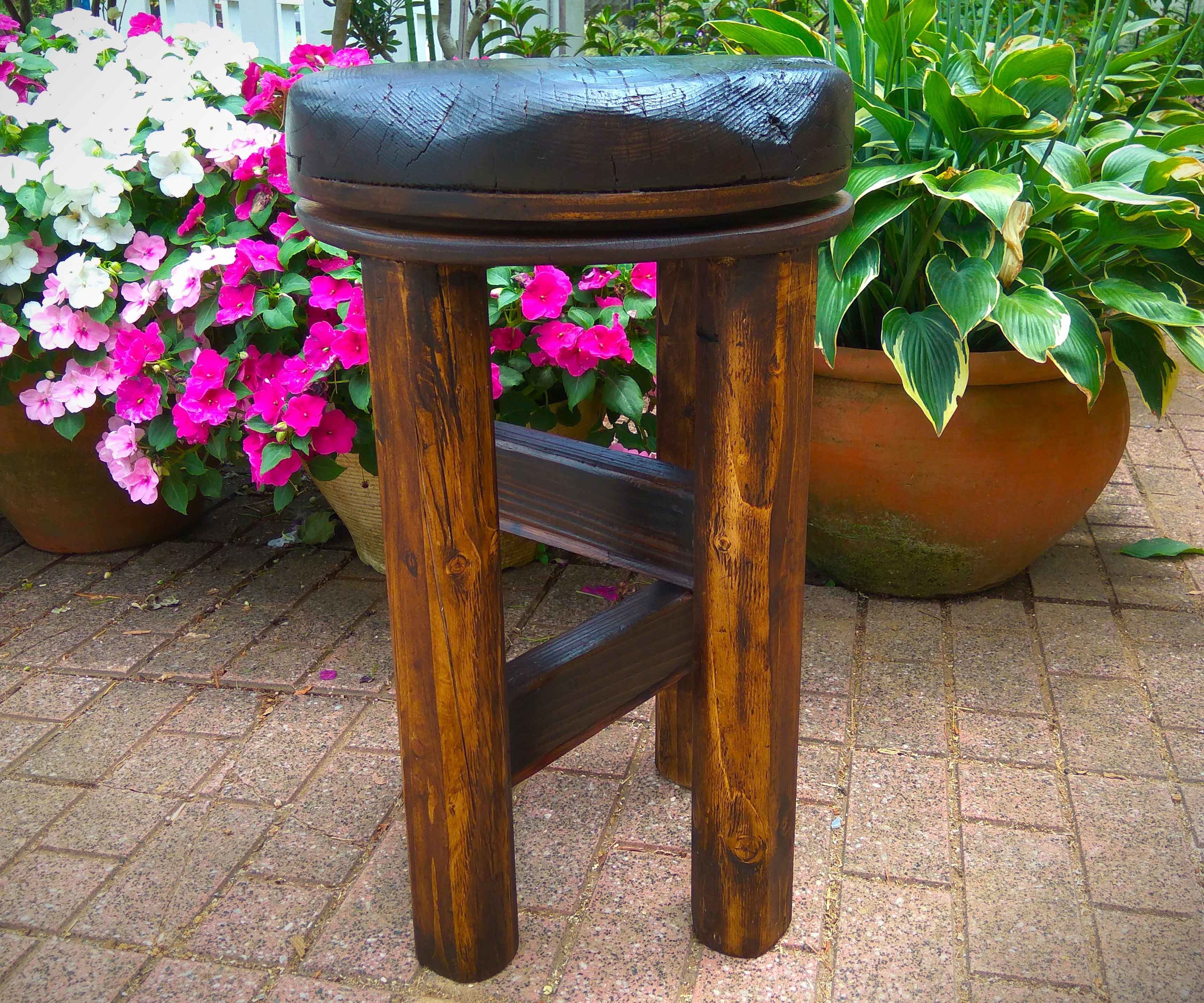 Swivel Stool Using an Antique Japanese Pot Lid!