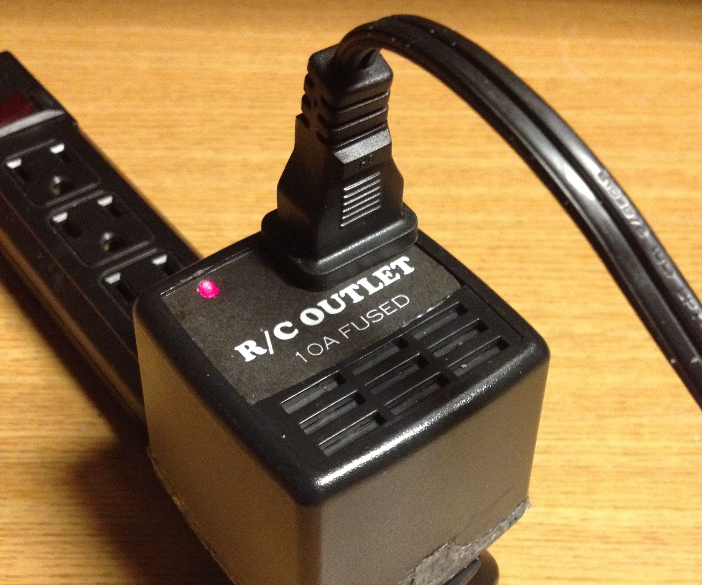 Compact R/C Outlet