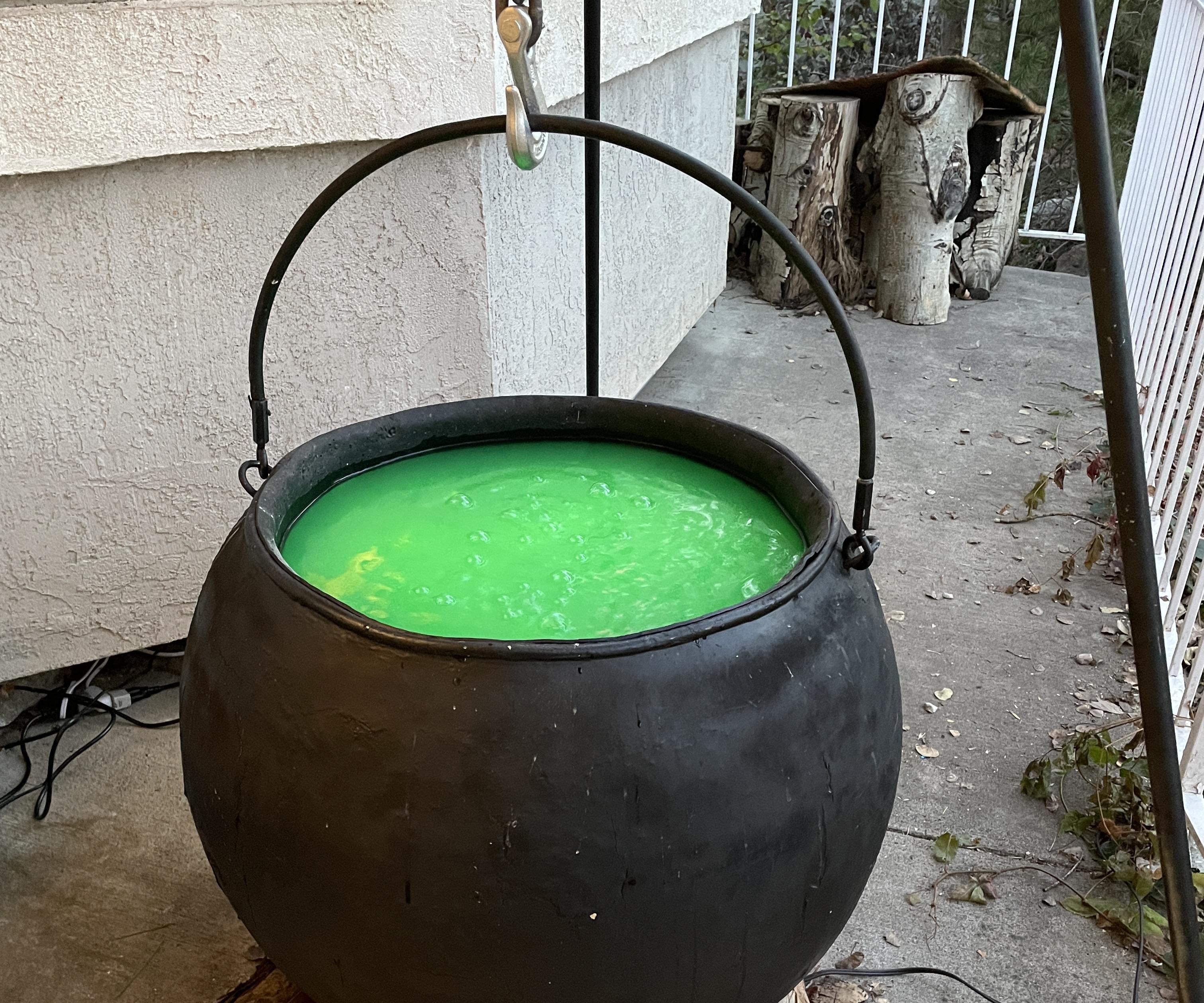 Halloween Full-size Bubbling Cauldron Prop