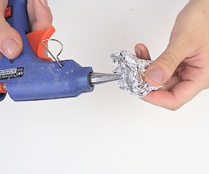 5 Life Hacks to Use a Glue Gun