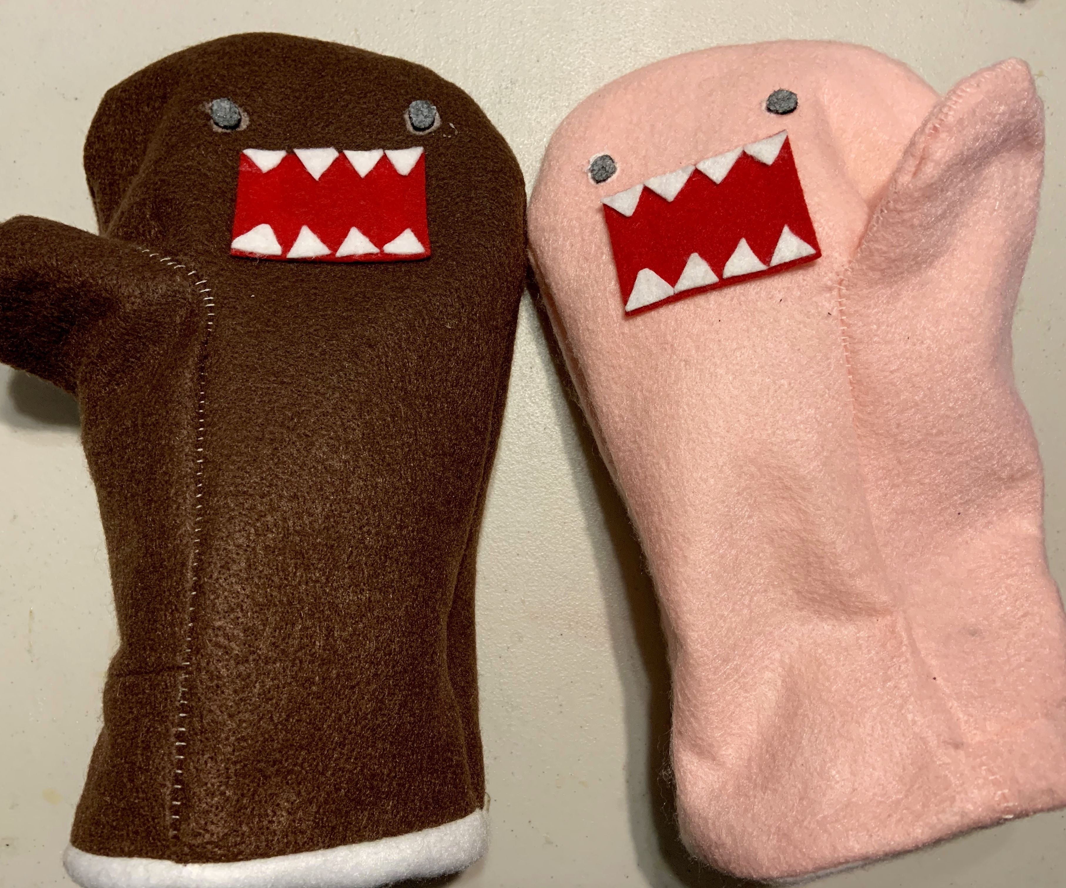 Domo Little Monster Mittens