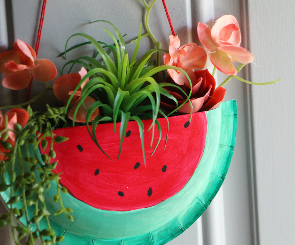 Summer Craft: DIY Paper Plate Watermelon Flower Hanger