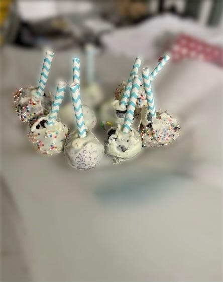 Easy Homemade Cakepops!