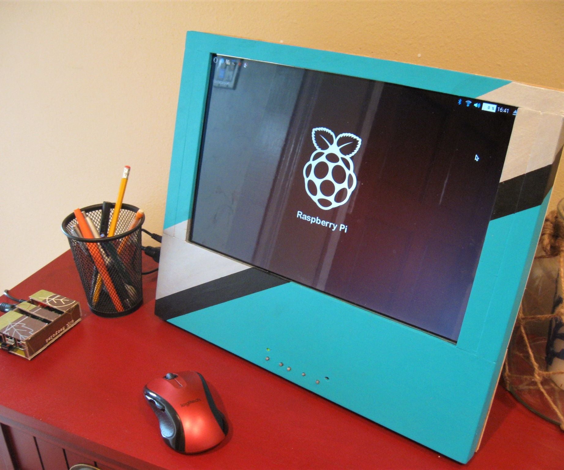 Re-purposed Laptop Screen for Raspberry Pi