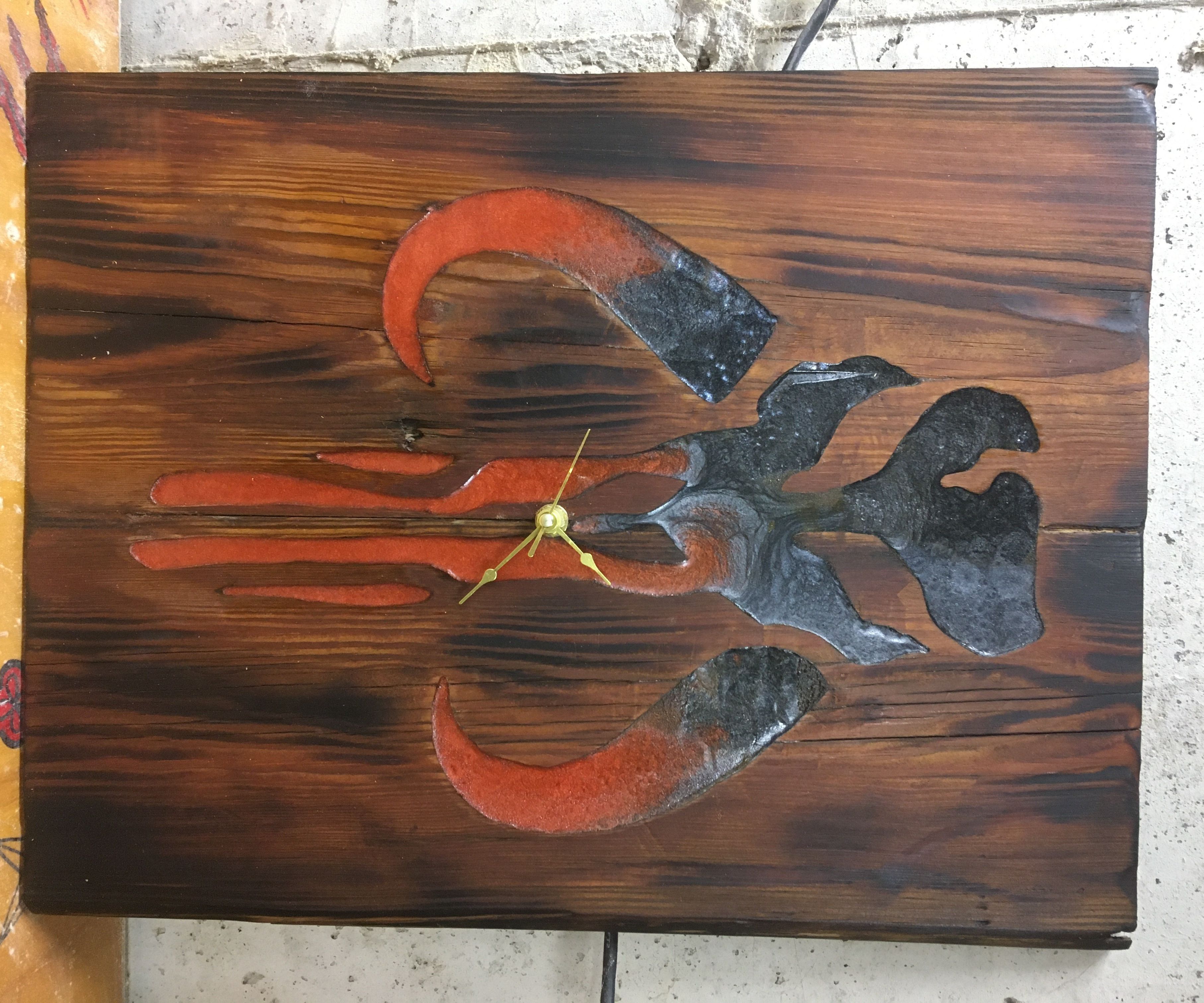 Mandalorian Barnwood Epoxy Clock