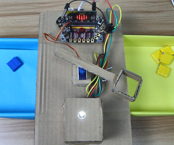 Make a Color Sorter With Microbit