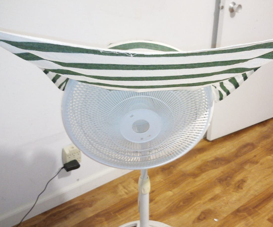 5 Minute Swamp Cooler - Evaporative Cooling on a Floor Fan!