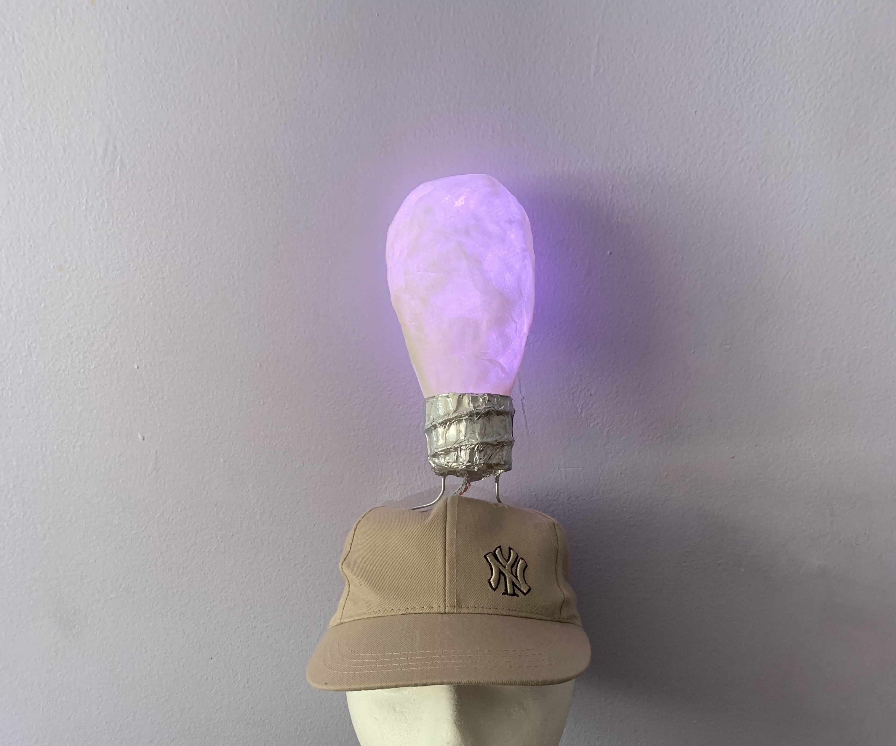Bright Idea Light Up Lightbulb Hat