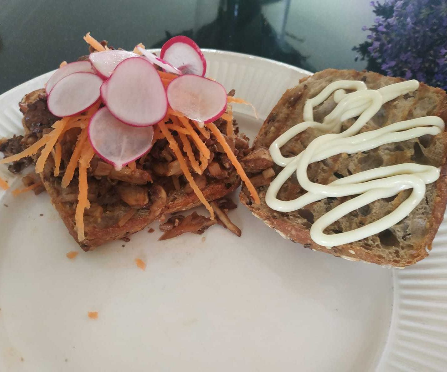 Smoked BBQ Mushroom Burger