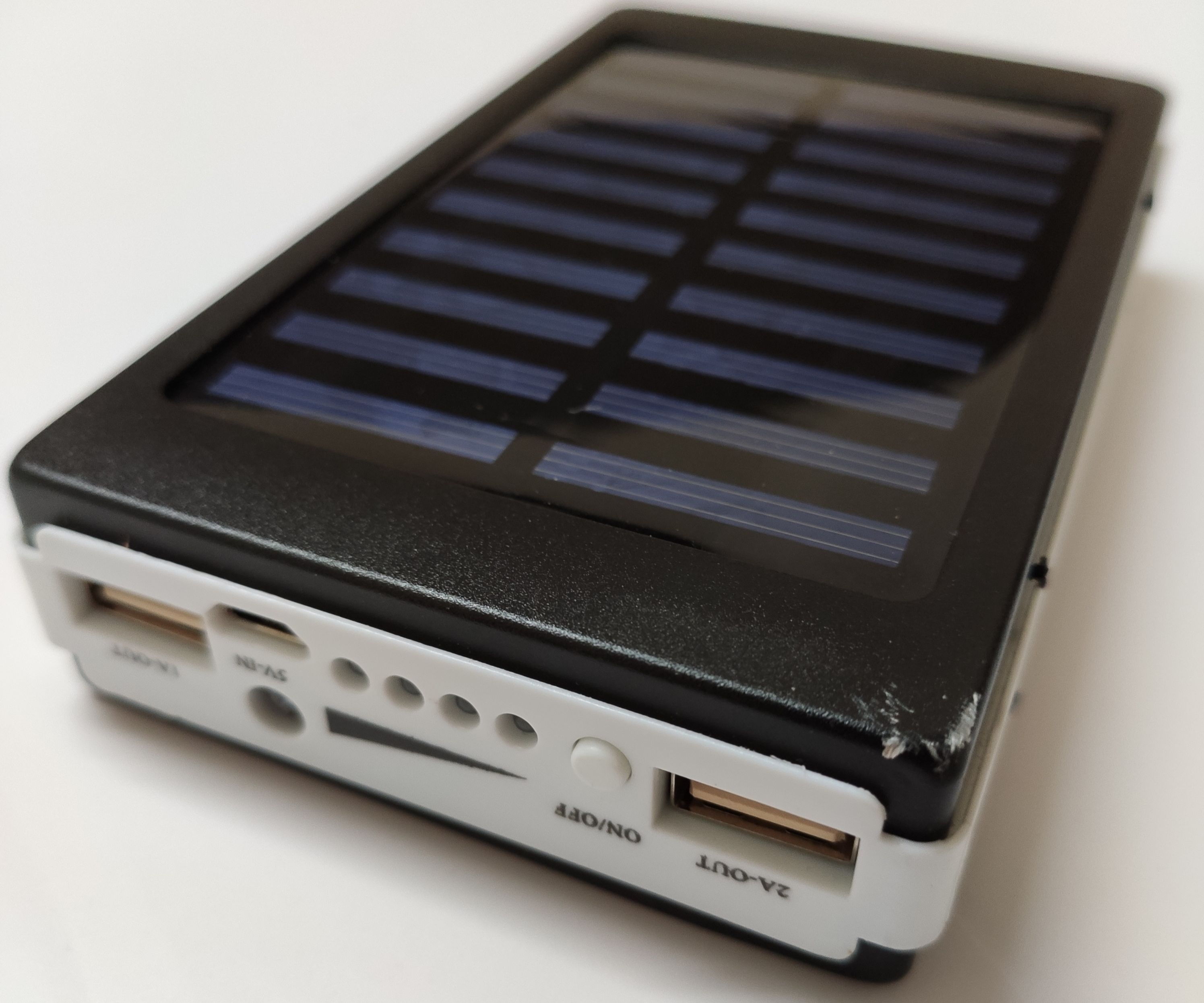 Solar Power Bank Using Old Laptop Batteries