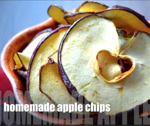 Homemade Apple Chips / Healthy Snack for Kids