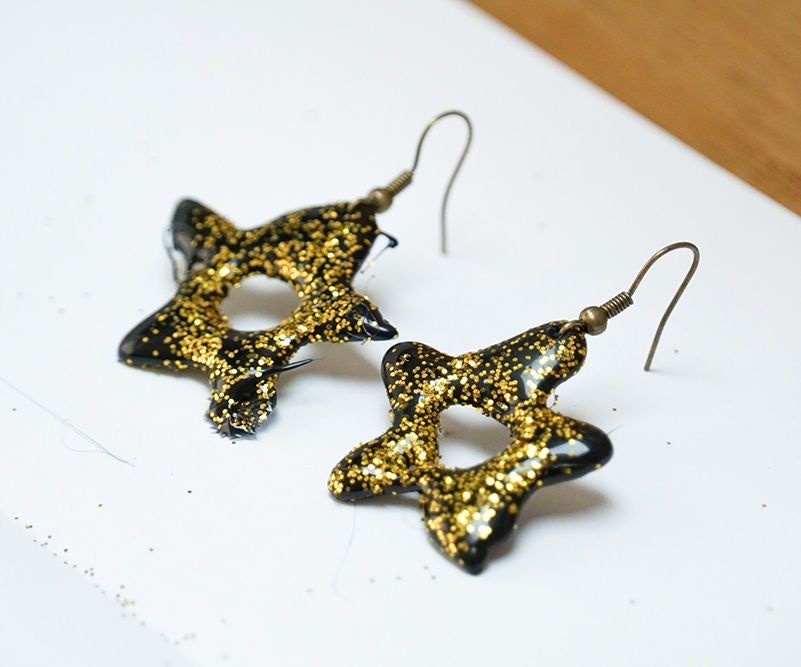 DIY Hot Glue Stars - 3 Ways! | Earrings & Decorations