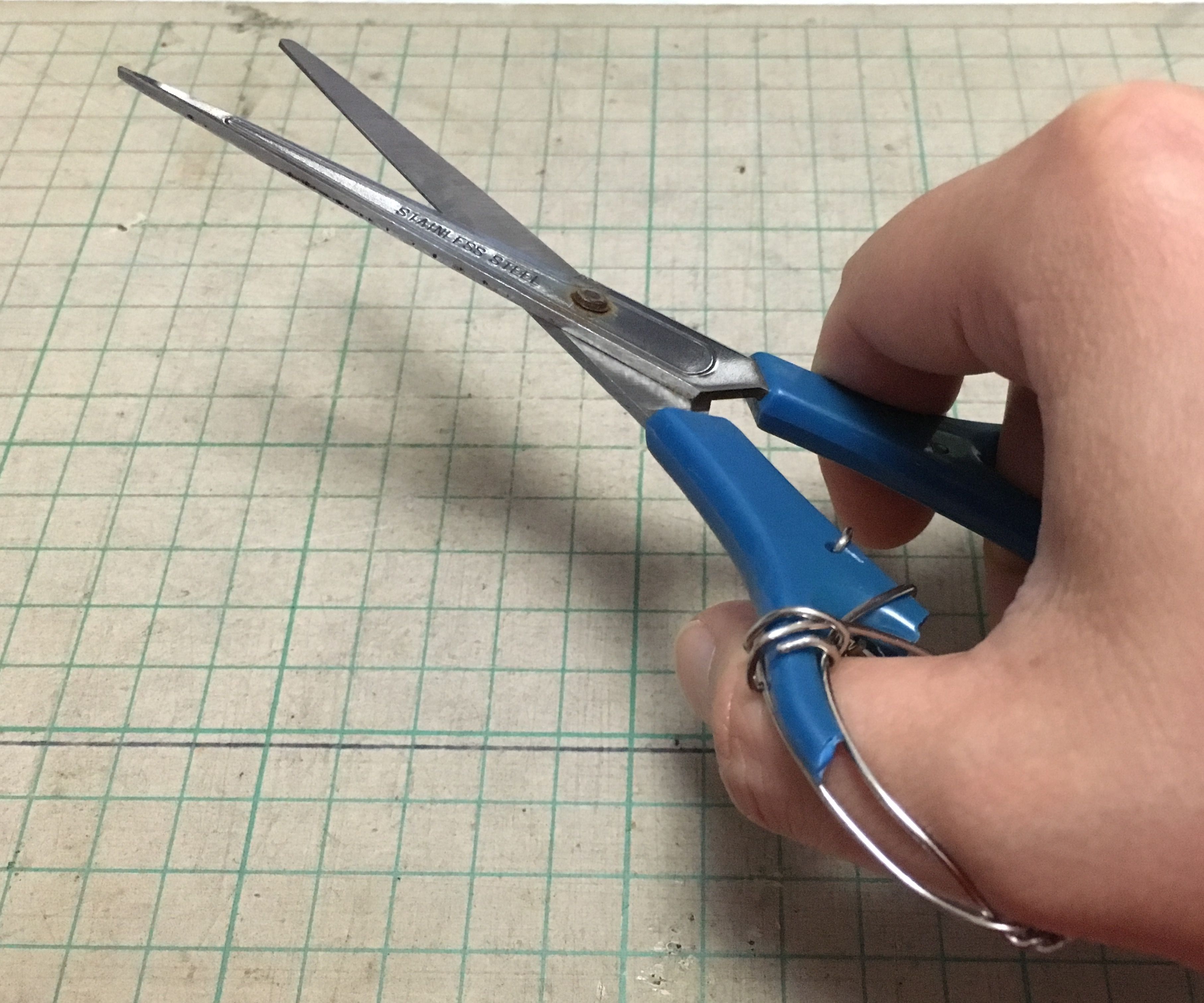 Repair Broken Scissors