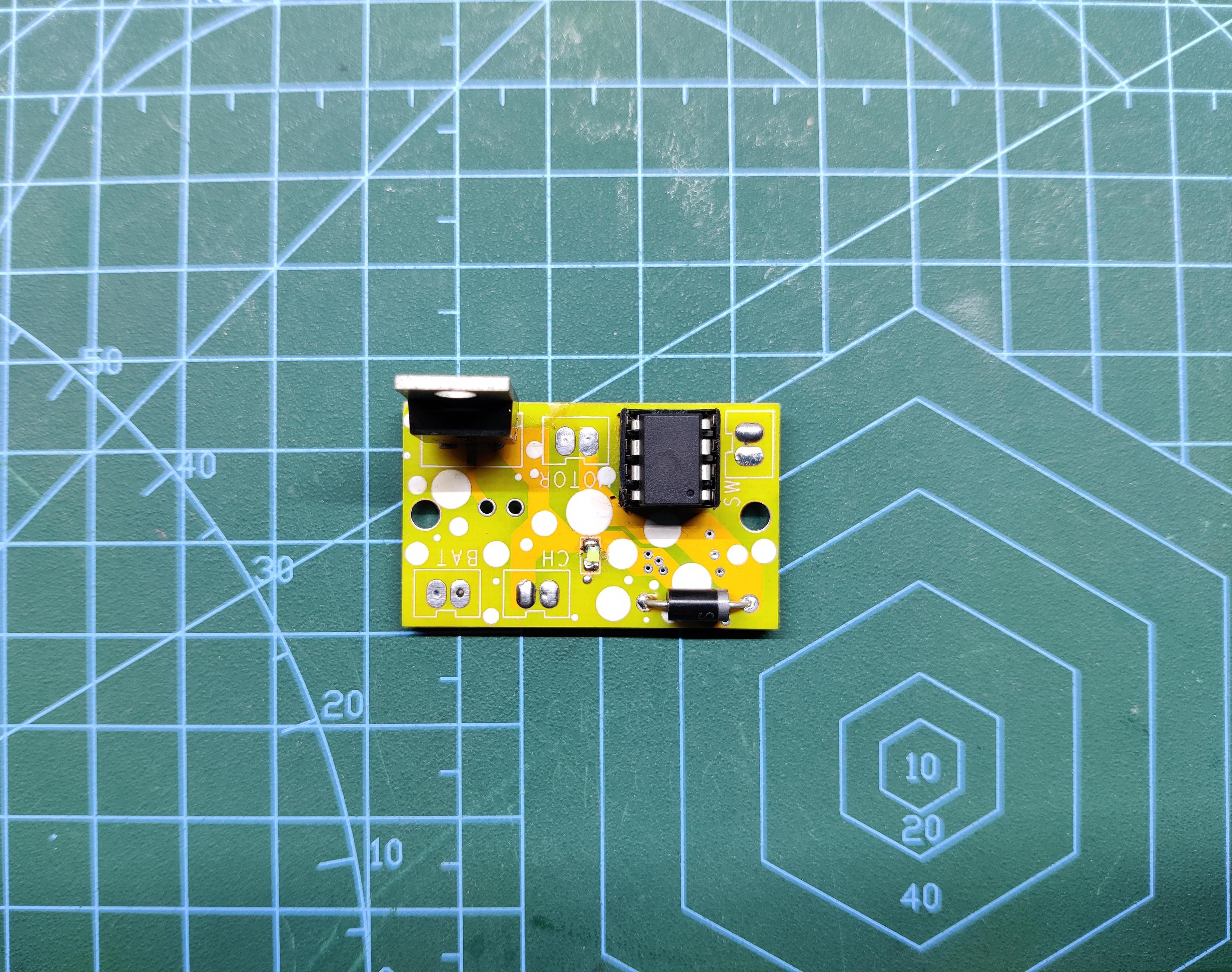 Attiny13A Motor Controller Board