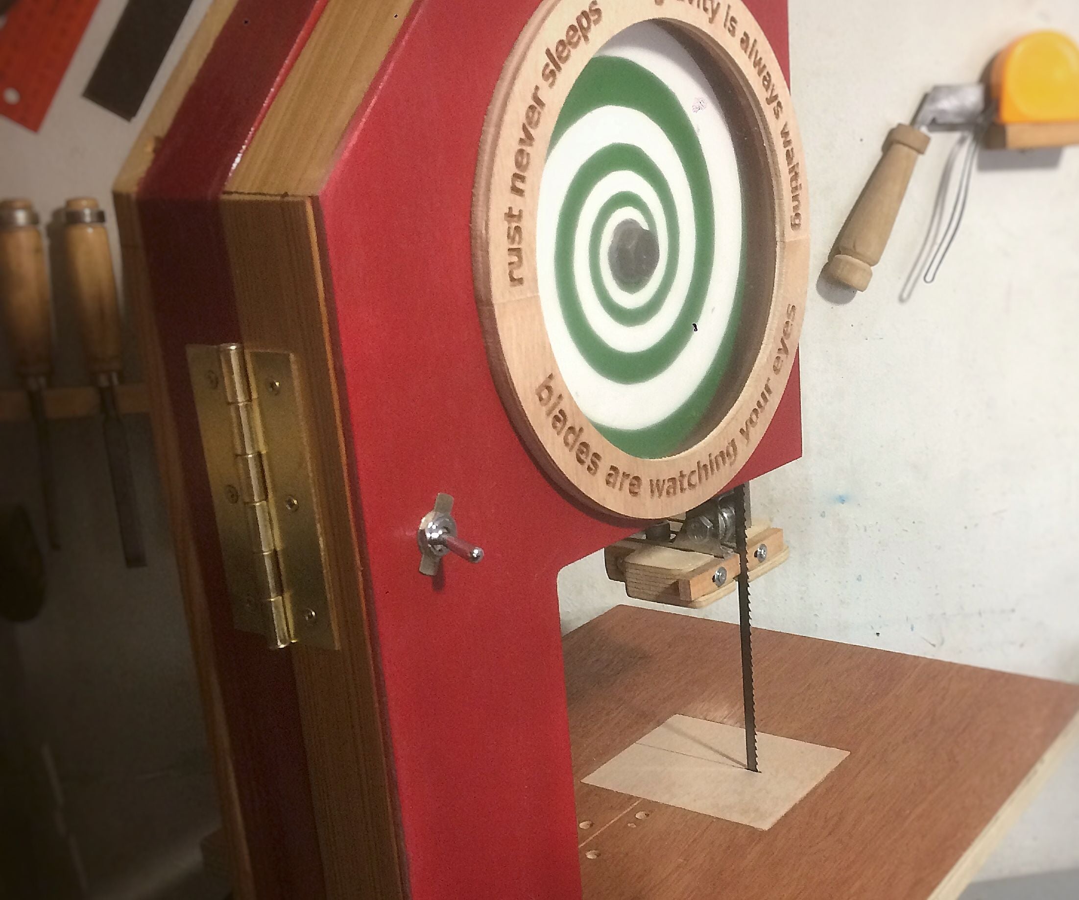 Homemade Benchtop Bandsaw