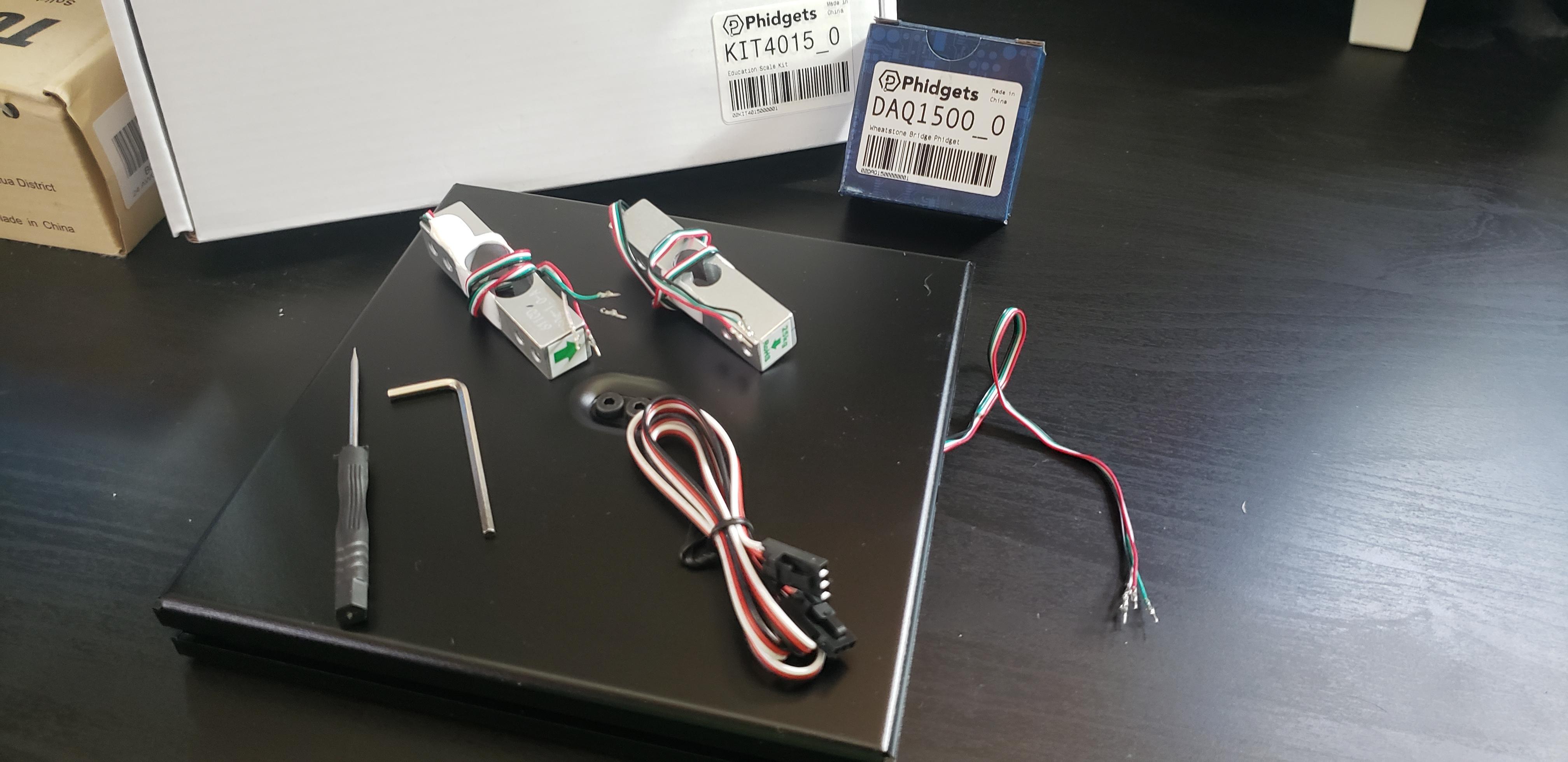Working With the Phidgets Scale Kit