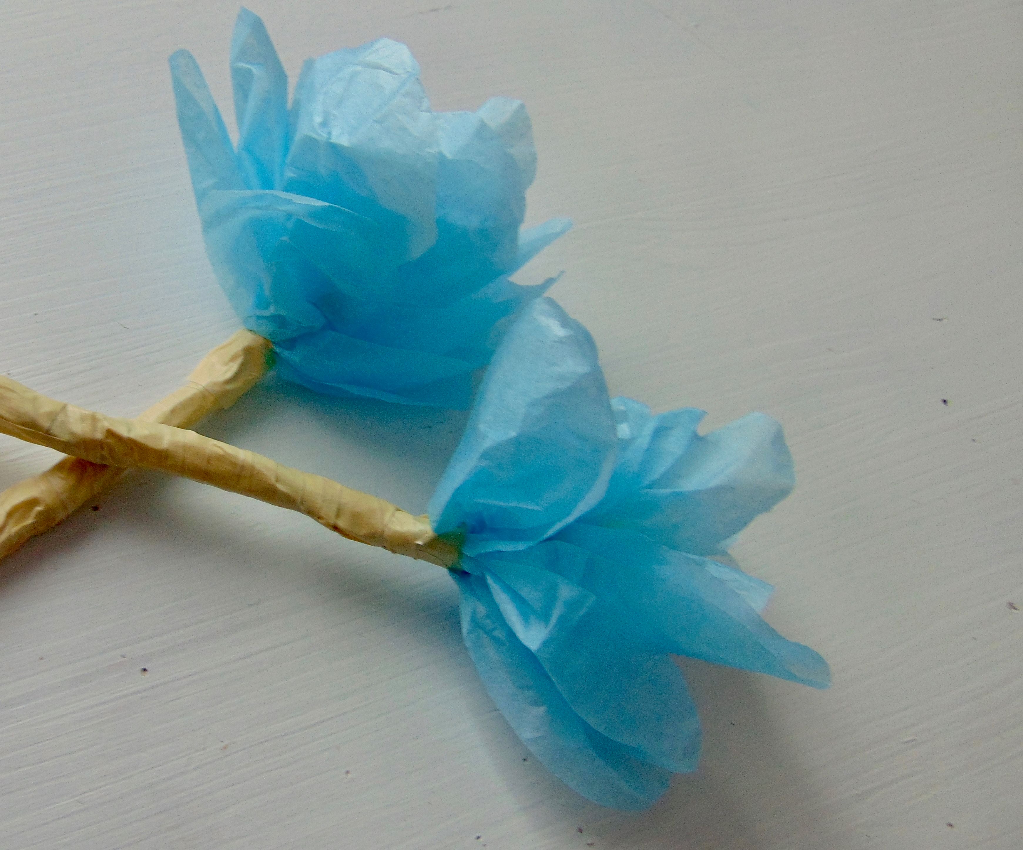 Easy Tissue Paper Flower Pen 