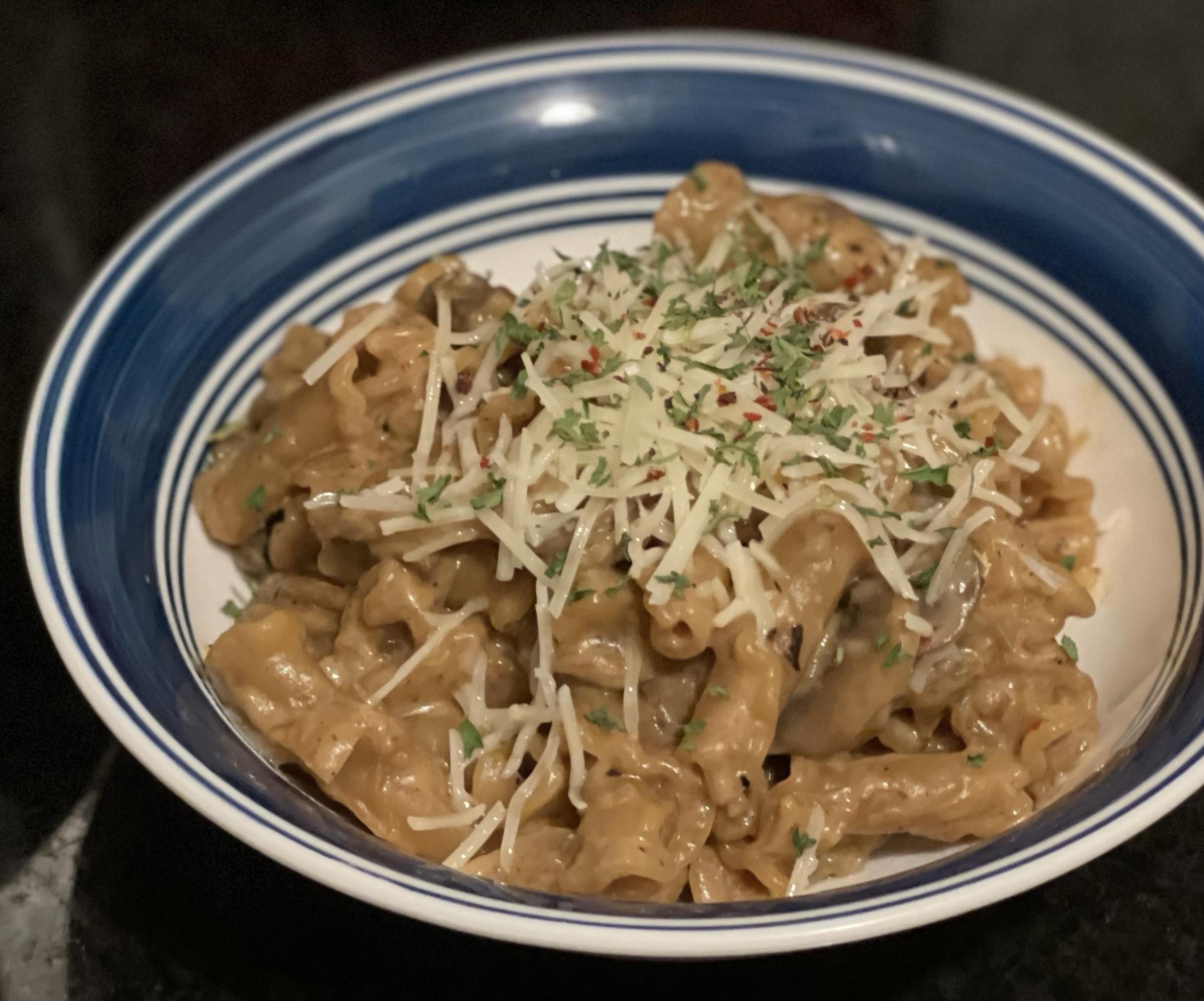 Customizable One Pot Creamy Veggie Pasta