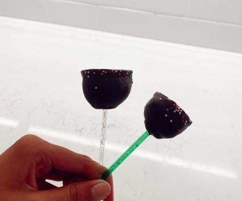 How to Make the Best Cake Pops!