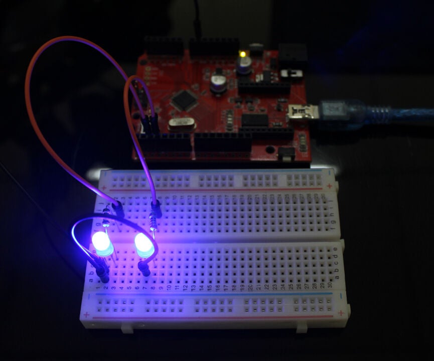 Arduino Basic Tutorials - How to Control LEDs